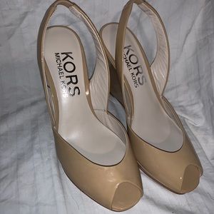 Michael kors Nude wedges